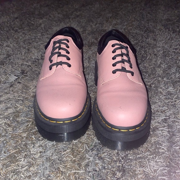 HARDLY WORN WOMEN’S PINK DR. MARTENS SIZE 11 IN EXCELLENT CONDITION - Picture 8 of 9